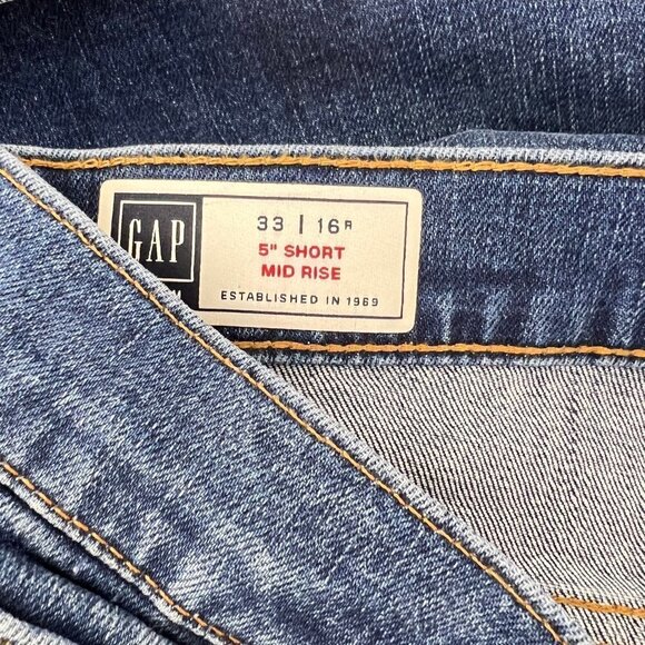 Gap Denim Jean Rolled Hem Shorts Size 16/33 Mid Rise 5inch Inseam - Picture 3 of 9